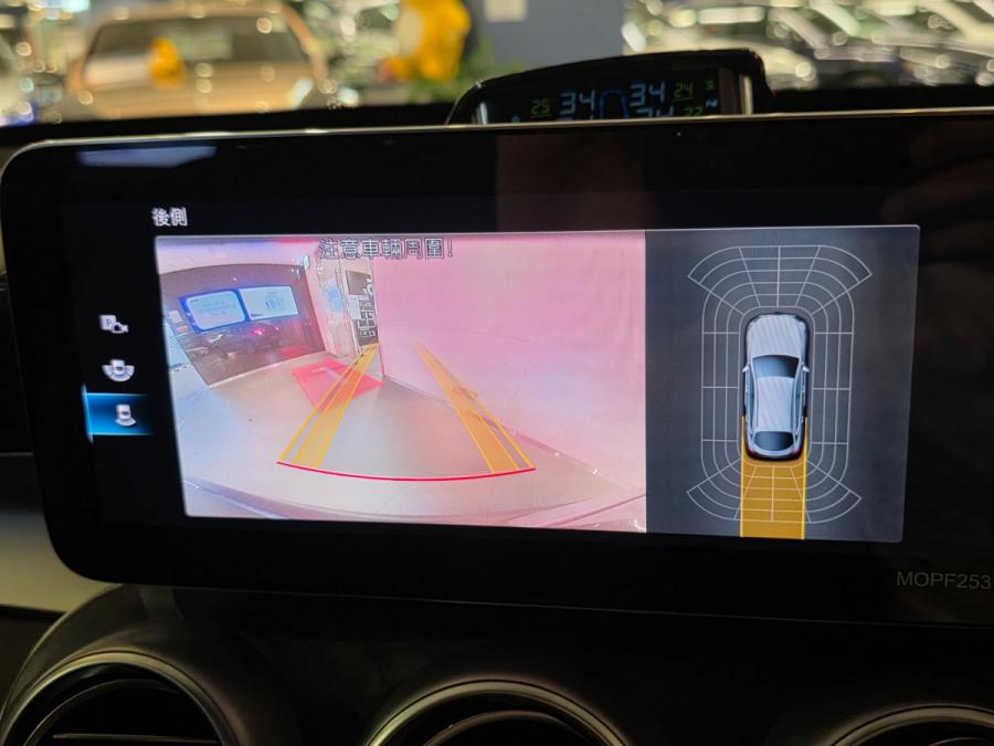 GLC300 COUPE FACELIFT - Image 9