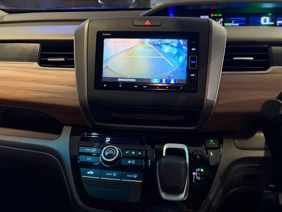 FREED HYBRID 7座 GB7 - Image 4