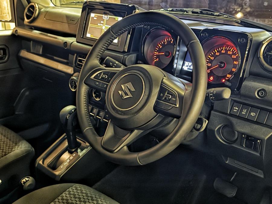 Jimny 1.5 A/T - Image 3