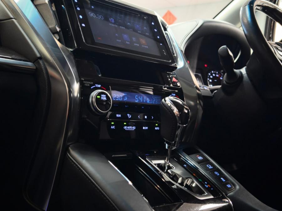 ALPHARD - Image 7