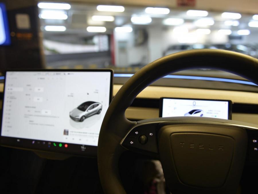 MODEL 3 LONGE RANGE AWD - Image 19