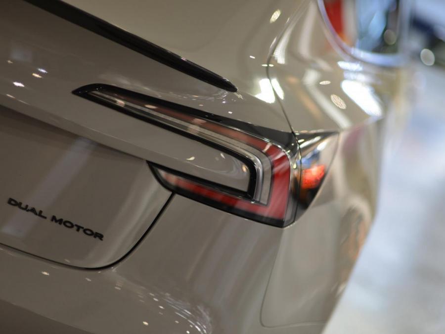 MODEL 3 LONGE RANGE AWD - Image 13