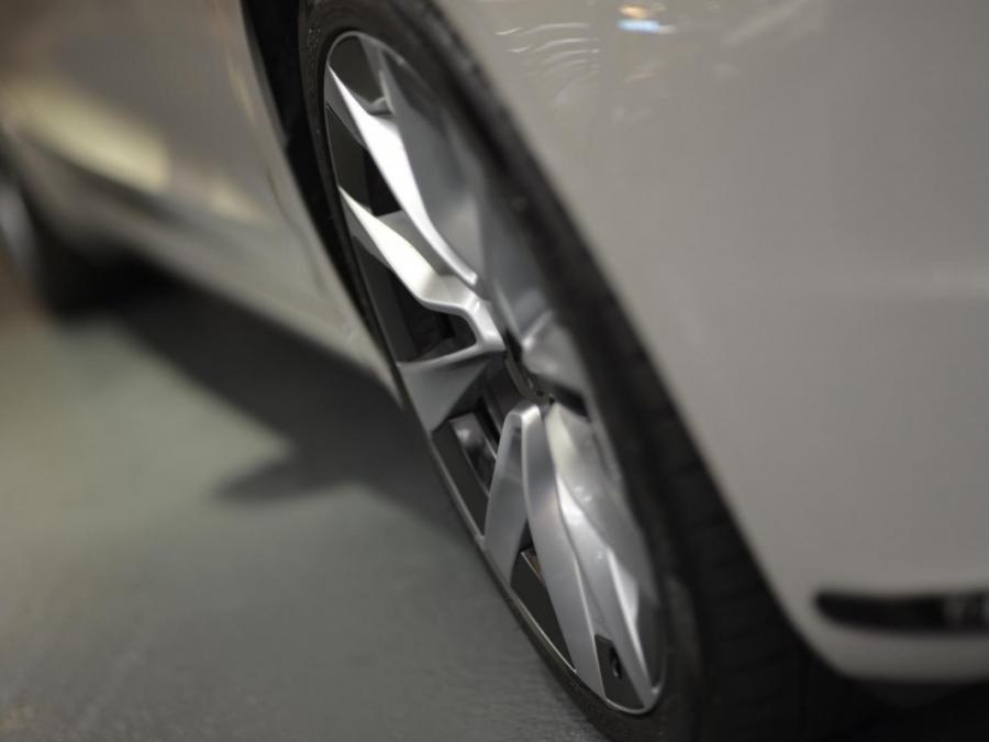 MODEL 3 LONGE RANGE AWD - Image 18