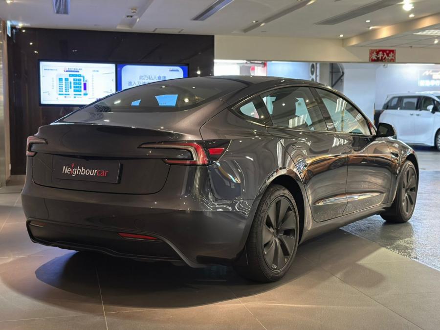 MODEL 3 RWD - Image 3