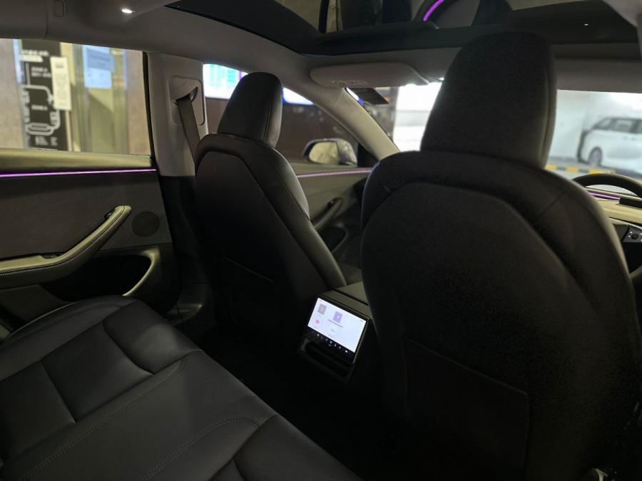 MODEL 3 RWD - Image 9