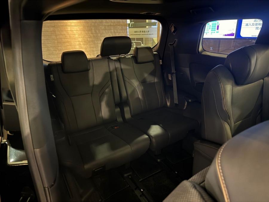 Alphard 2.5 Z - Image 5