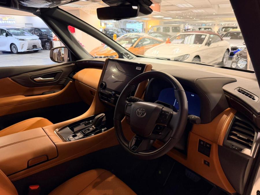 Vellfire 2.4  Turbo - Image 3