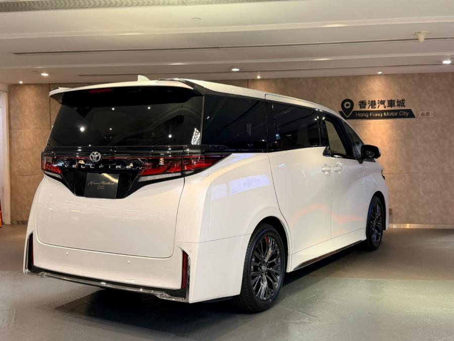 Vellfire 2.4  Turbo - Image 2