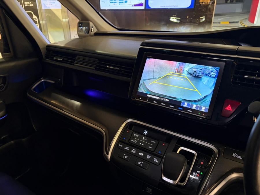 STEPWGN SPADA EX e:HEV - Image 4