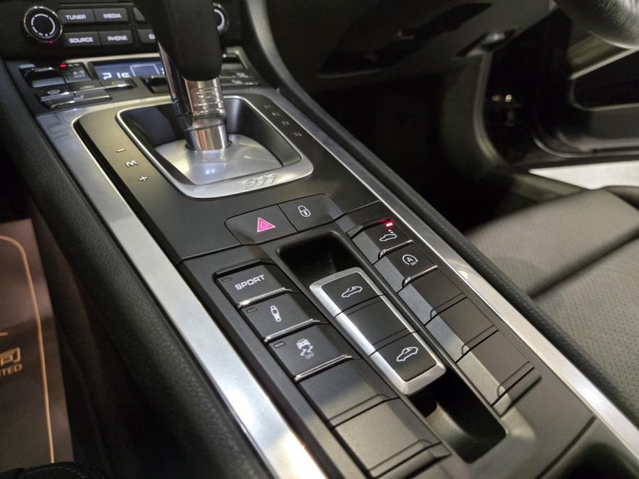 911 targa 4 - Image 10