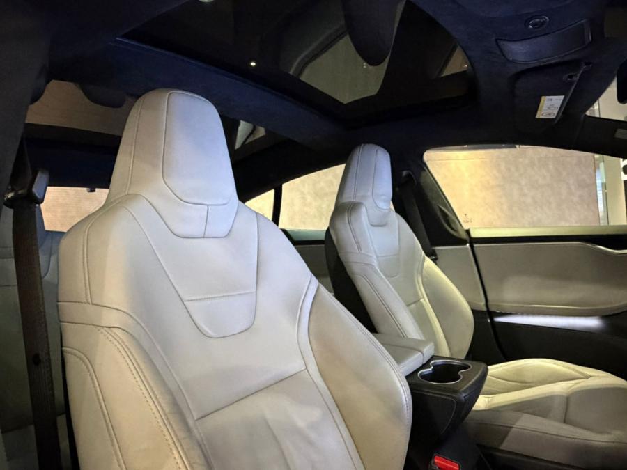 MODEL S 90 KWH PERFORMANCE - Image 9