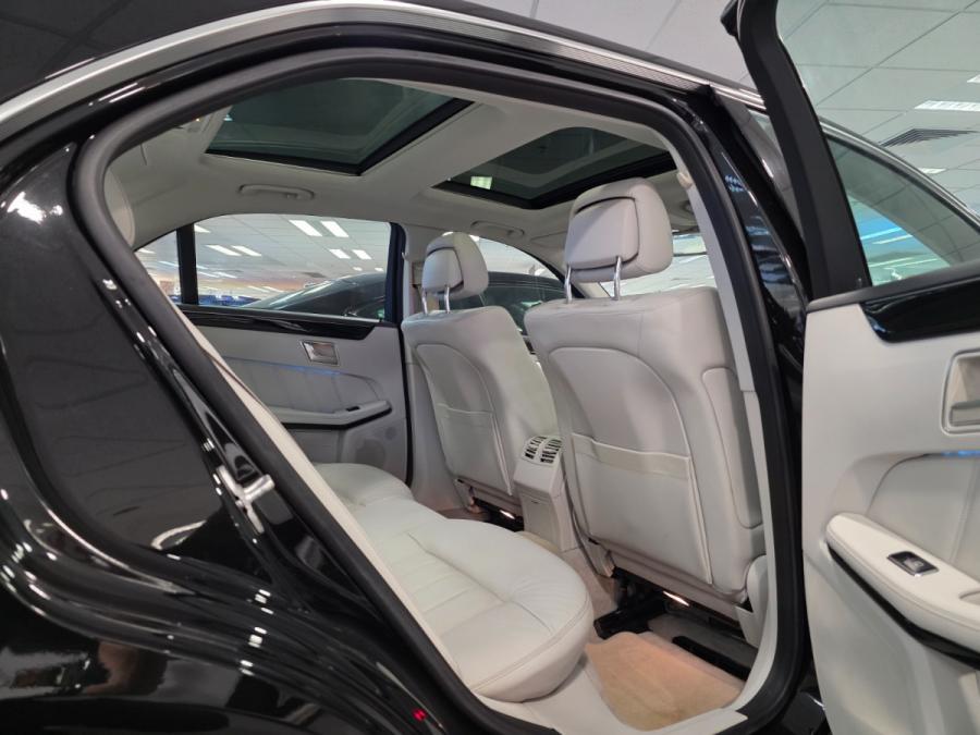 E200 Facelift Premium Edition - Image 6