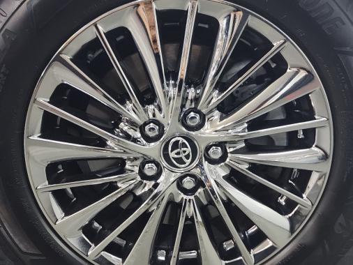 Alphard Executive Lounge - Image 5