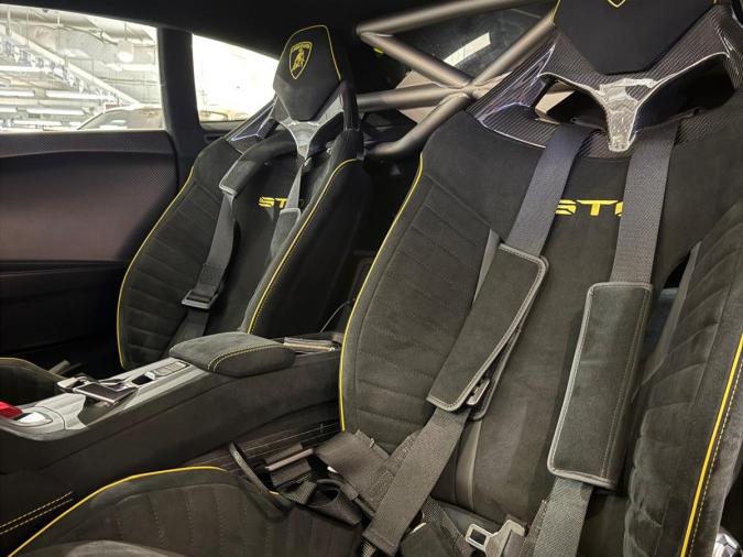 Huracan STO - Image 7