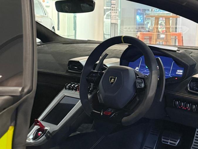 Huracan STO - Image 5