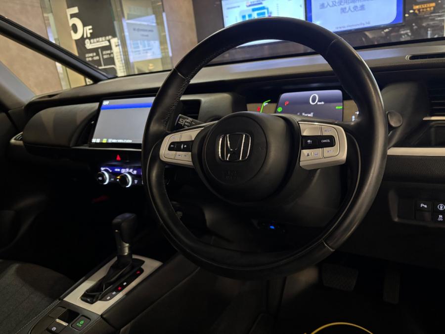 FIT E:HEV  GR3 - Image 7