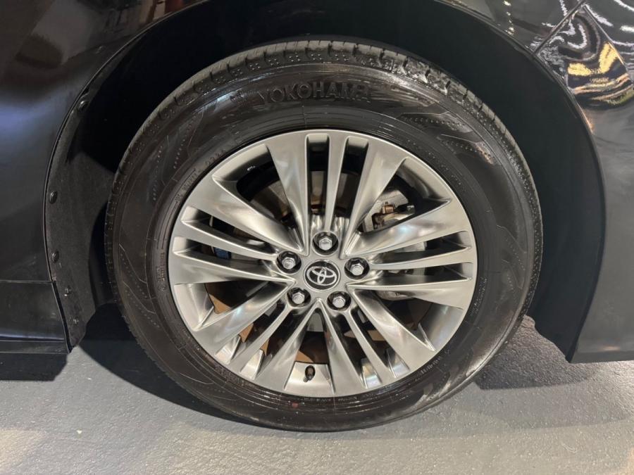 Alphard 2.5 Z - Image 6