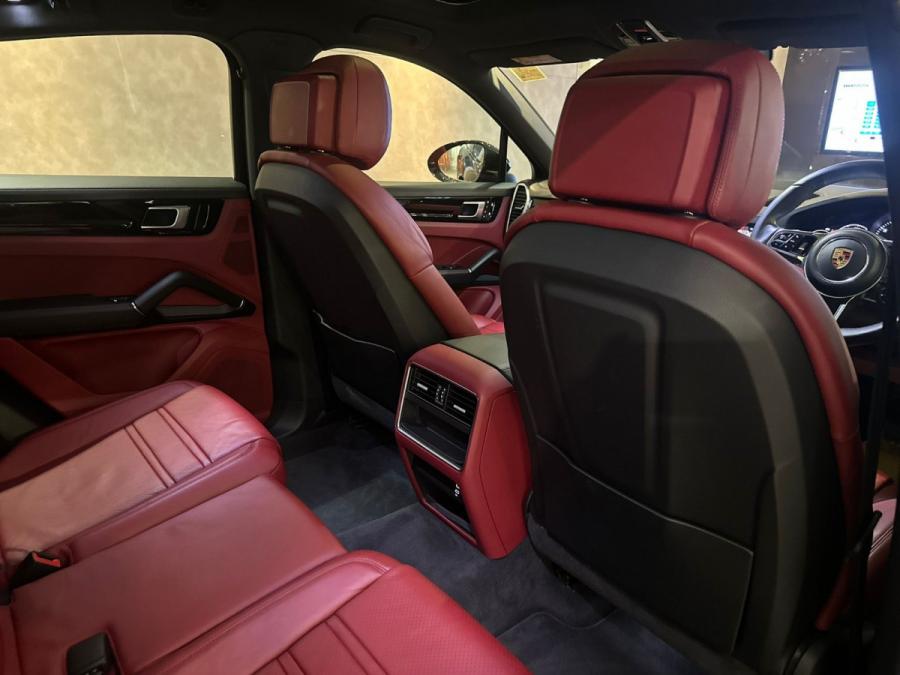 CAYENNE COUPE - Image 11