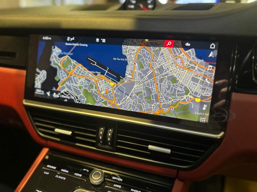 CAYENNE COUPE - Image 8