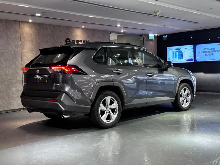 RAV4 - Image 2