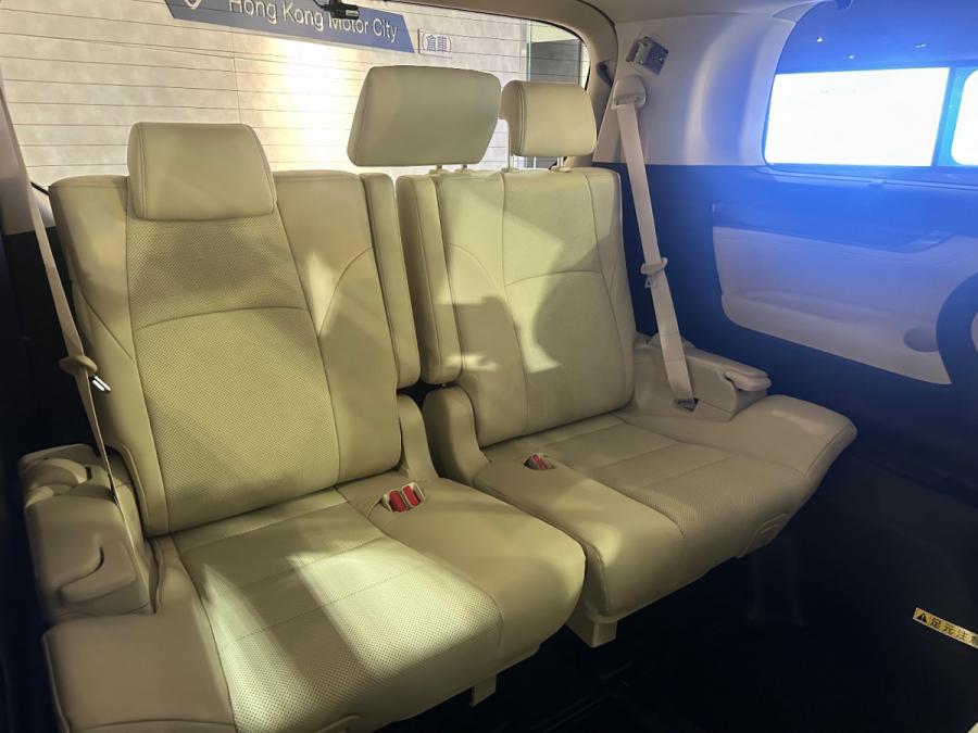 Alphard 3.5 Welcab - Image 5