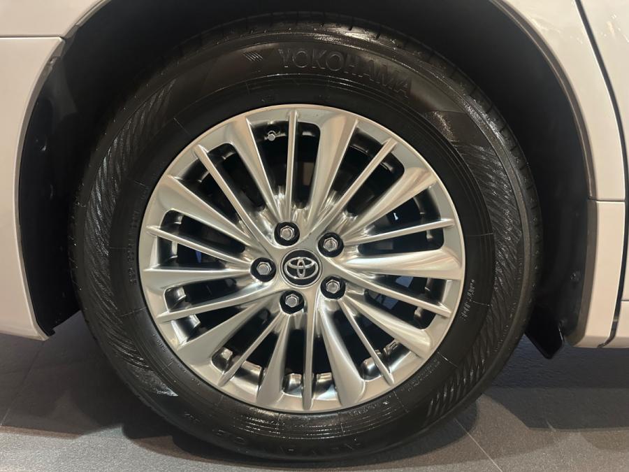 Alphard 3.5 Welcab - Image 6