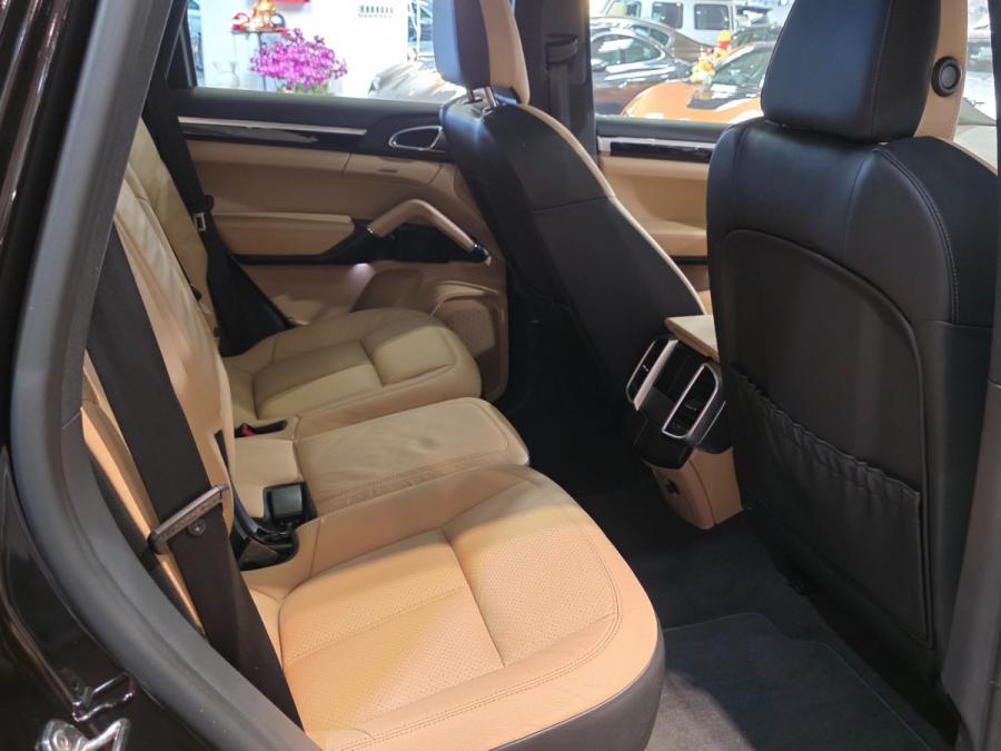 CAYENNE S E-HYBRID - Image 7