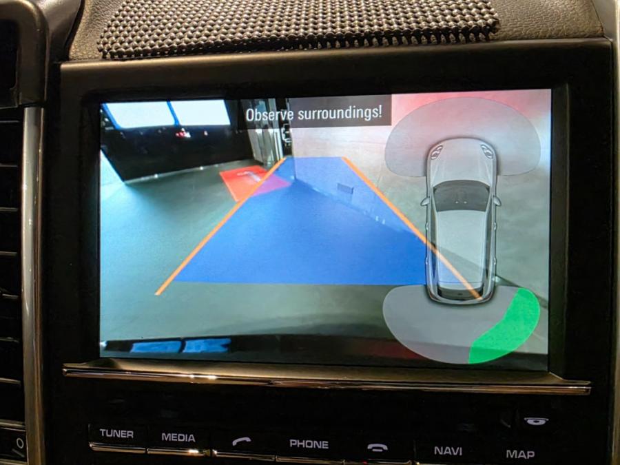 CAYENNE S E-HYBRID - Image 12