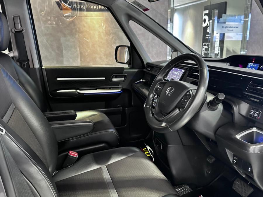 Stepwgn Spada 1.5T - Image 5