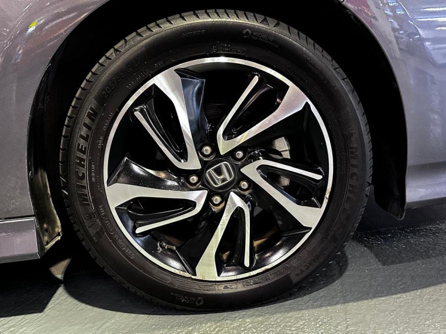 Stepwgn Spada 1.5T - Image 8