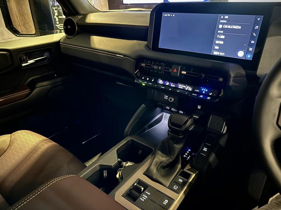 VELLFIRE 2.5 HYBRID HEV - Image 7