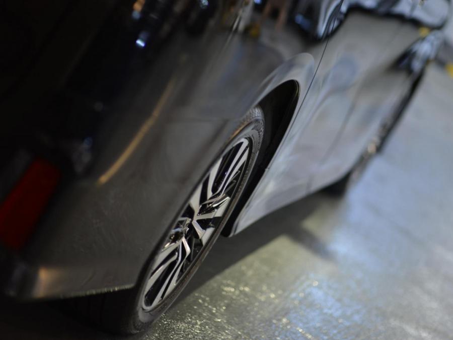 VELLFIRE 2.5 - Image 2