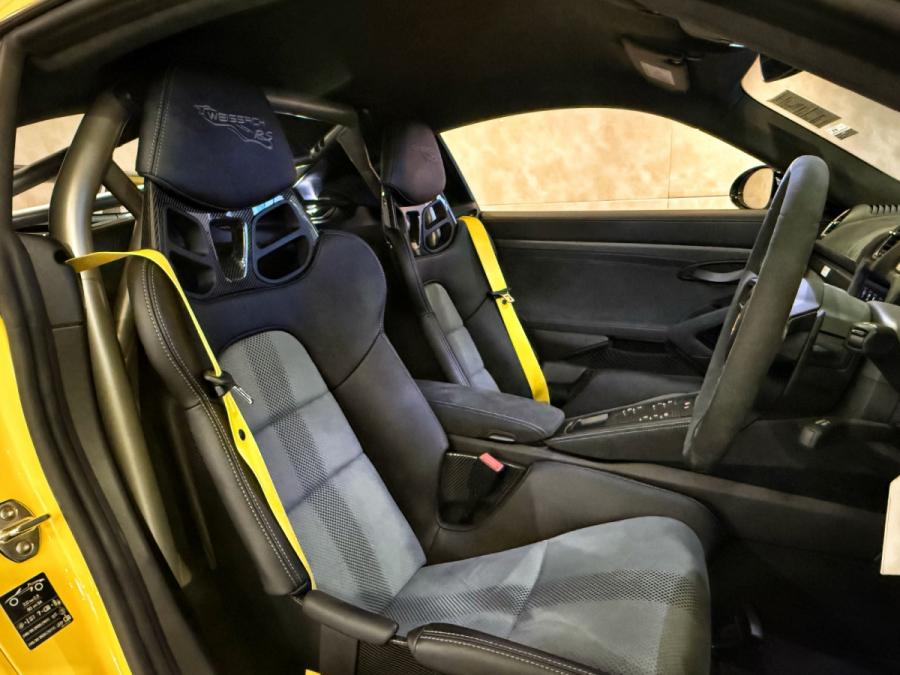 718 Cayman GT4 RS - Image 4