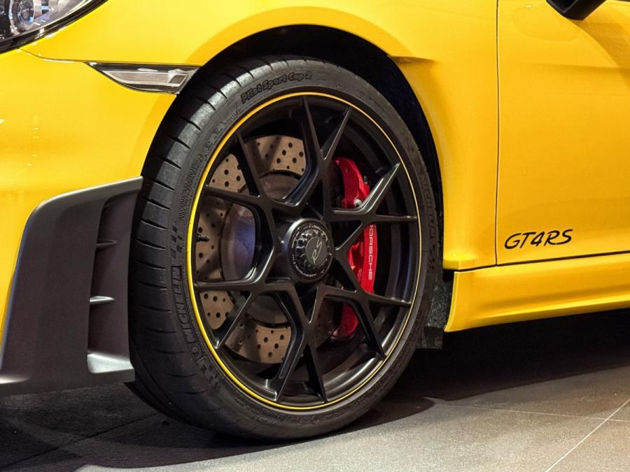718 Cayman GT4 RS - Image 8