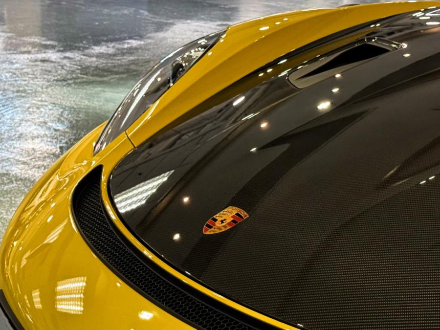 718 Cayman GT4 RS - Image 6