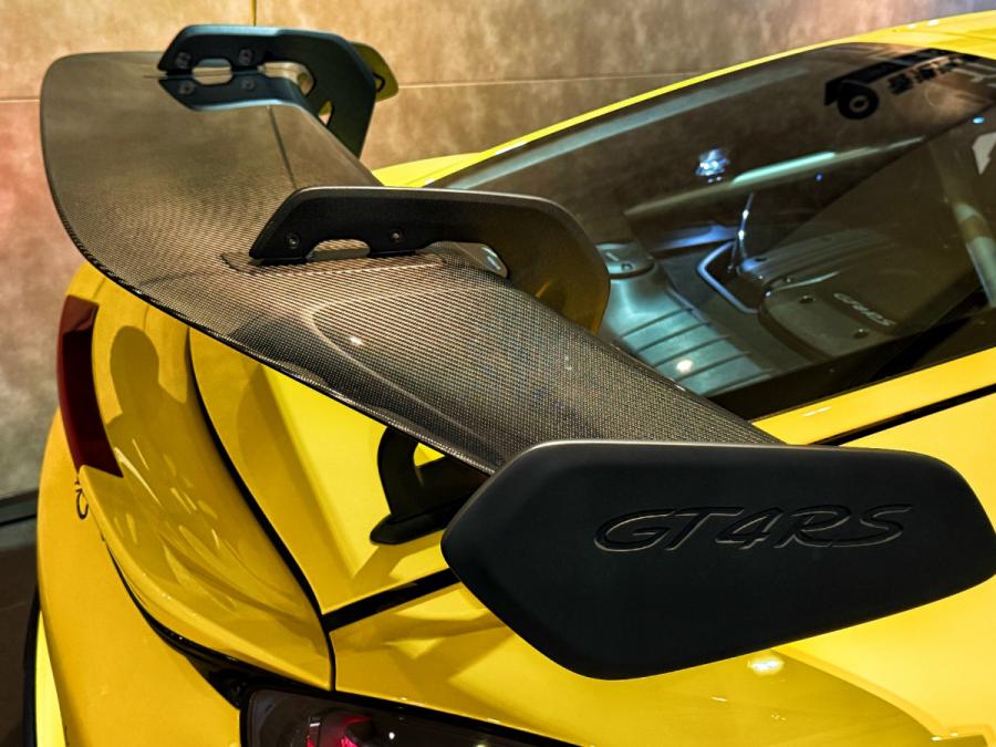 718 Cayman GT4 RS - Image 9