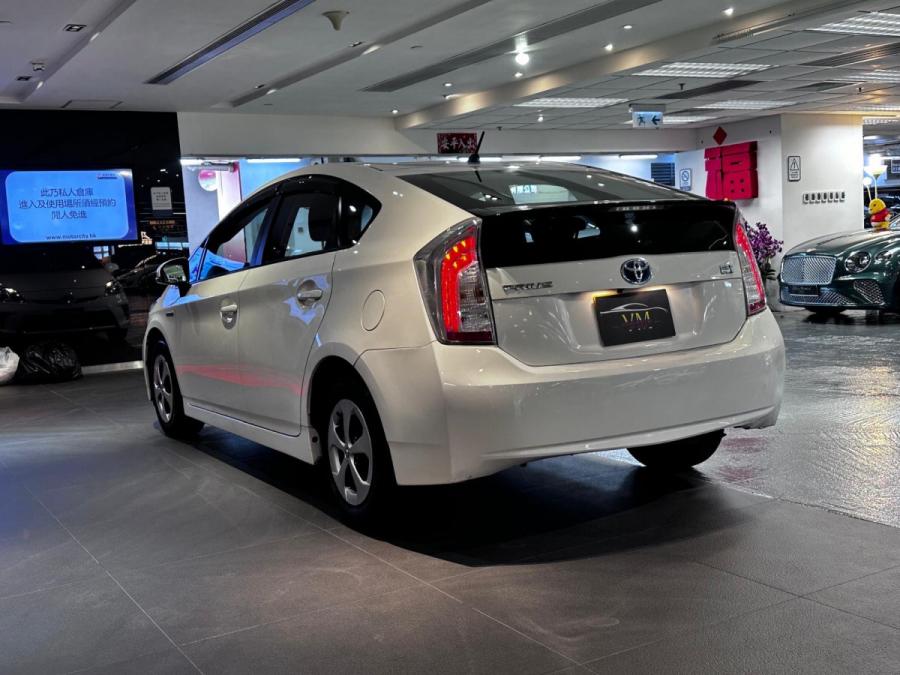 PRIUS Hybrid 1.8 - Image 4