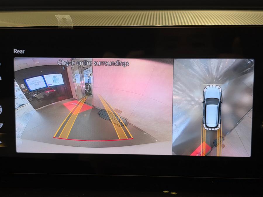 EQC 400 AMG - Image 10