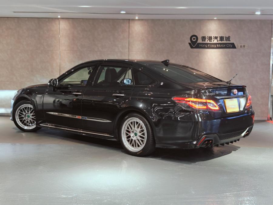 Crown Hybrid - Image 13