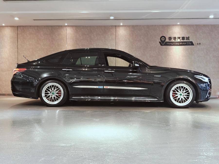 Crown Hybrid - Image 25