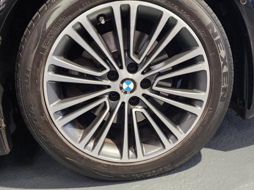 520D SALOON -SPORT - Image 5