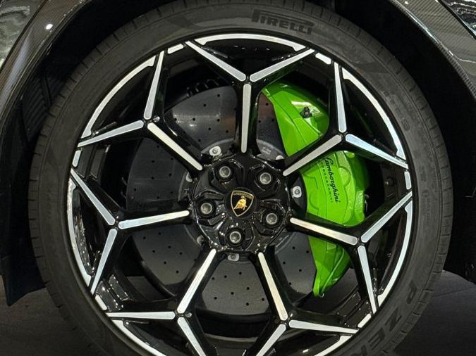 Urus Performante - Image 3