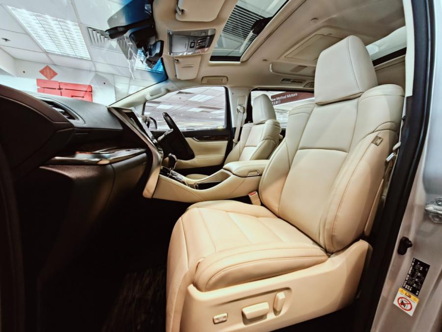 ALPHARD 3.5 - Image 7