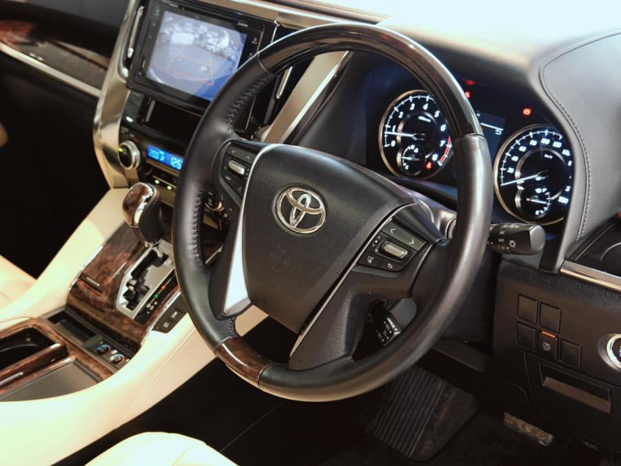 ALPHARD 3.5 - Image 6