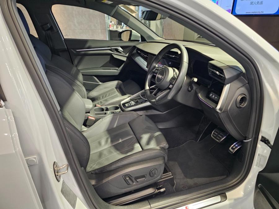 A3 SPORTBACK 35 TFSI S LINE - Image 2