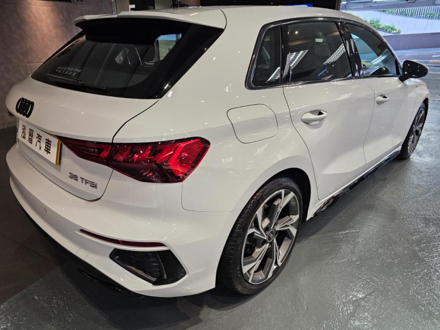A3 SPORTBACK 35 TFSI S LINE - Image 5