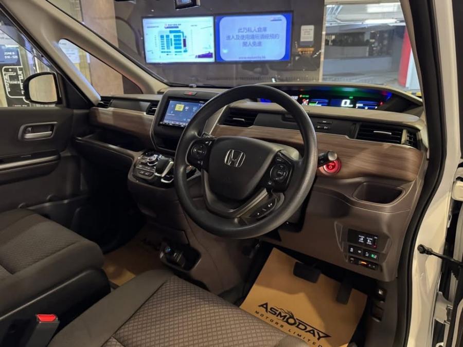 Freed Hybrid GB7 - Image 2