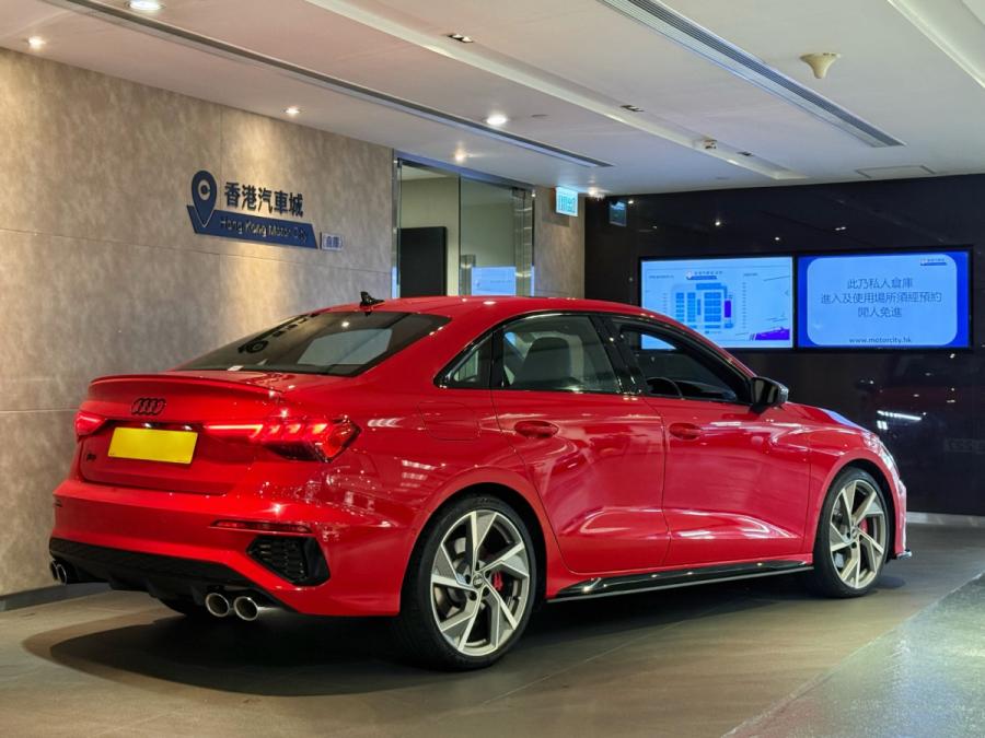 S3 Sedan Quattro - Image 2