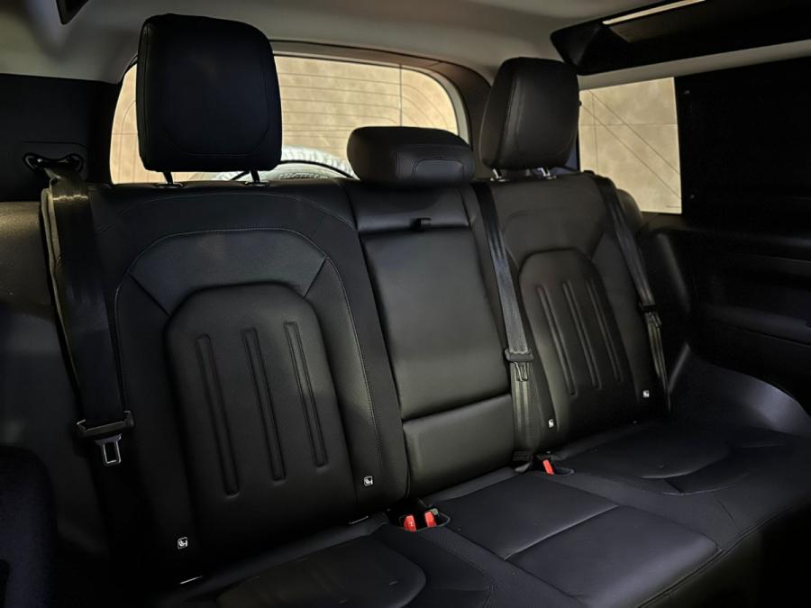 Defender 90 - Image 10