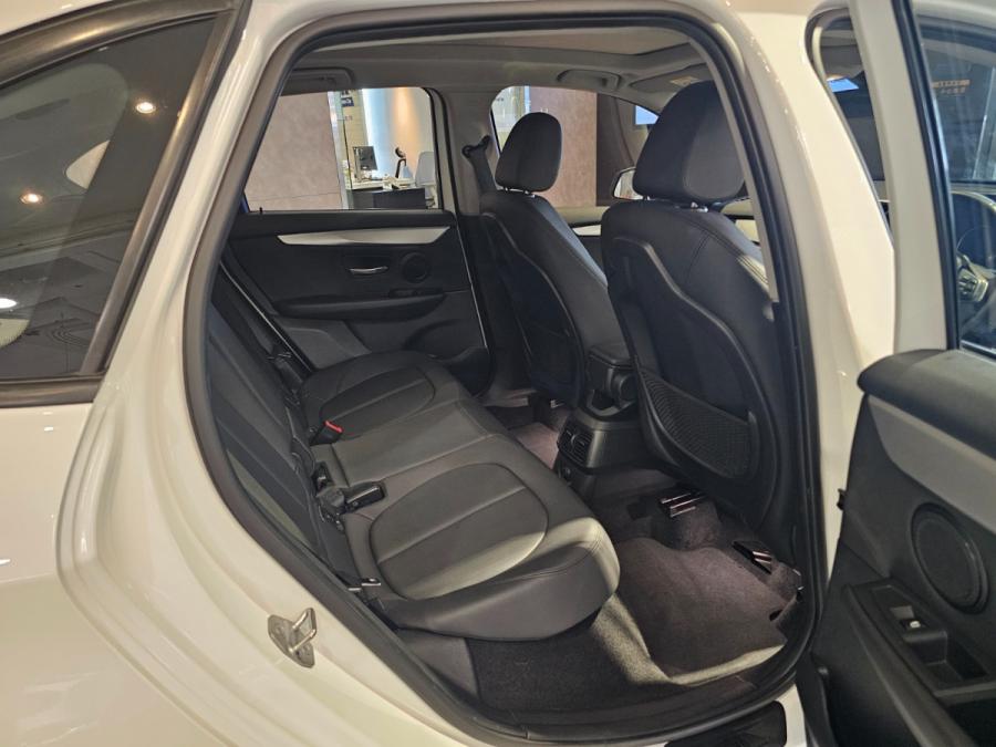 225XE ACTIVE TOURER - Image 5